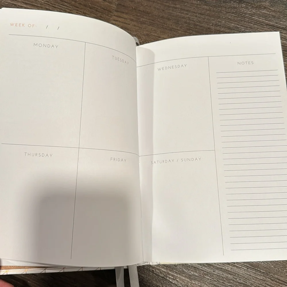 17 Month Undated Day Planner Book Journal Schedule